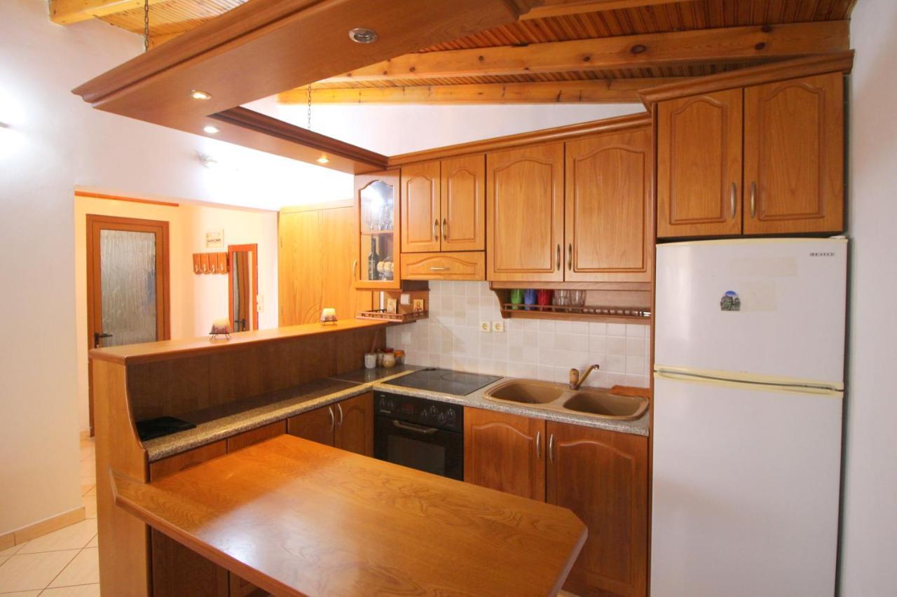 Alex Apartments Саранде Екстериор снимка