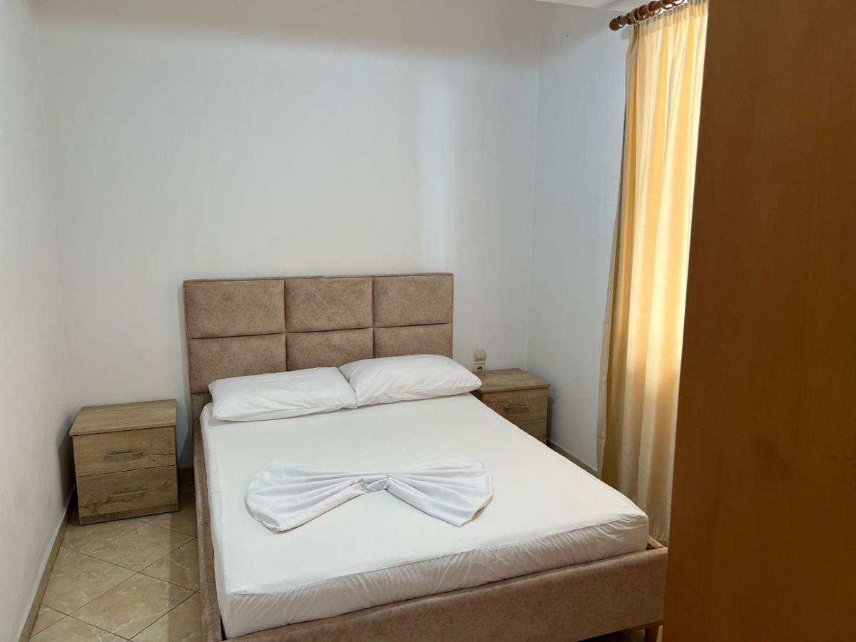 Alex Apartments Саранде Екстериор снимка