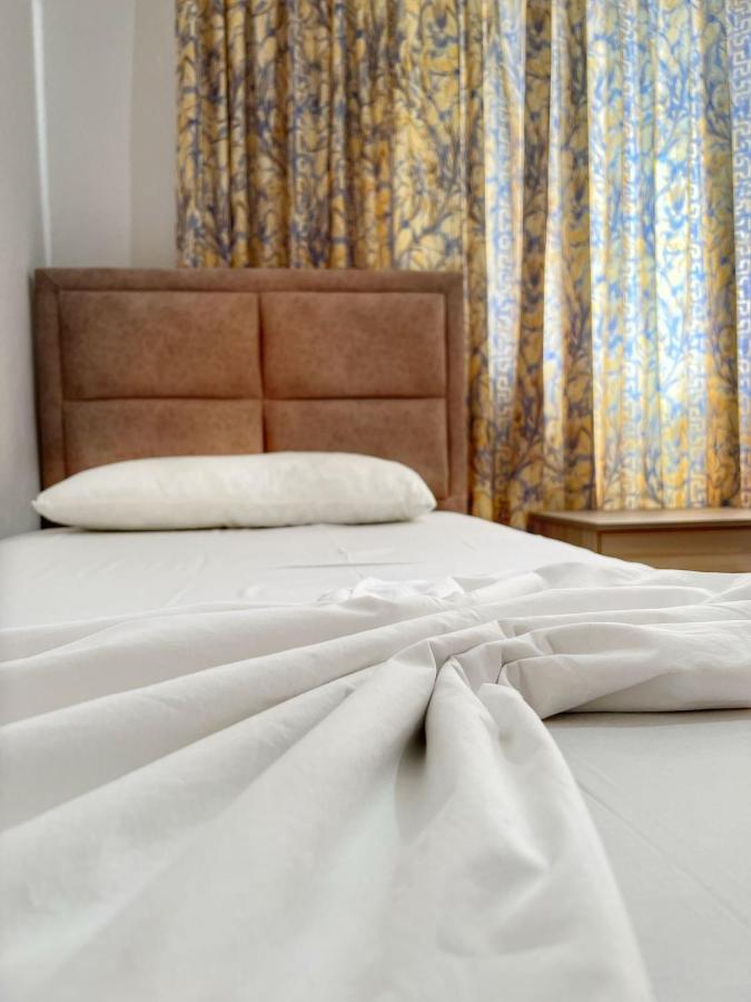 Alex Apartments Саранде Екстериор снимка