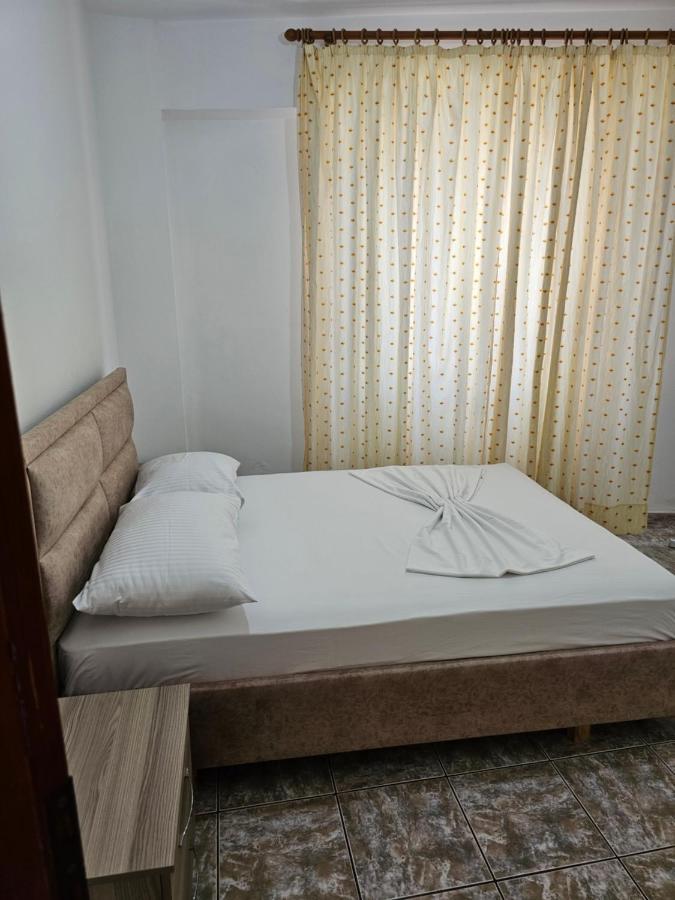 Alex Apartments Саранде Екстериор снимка