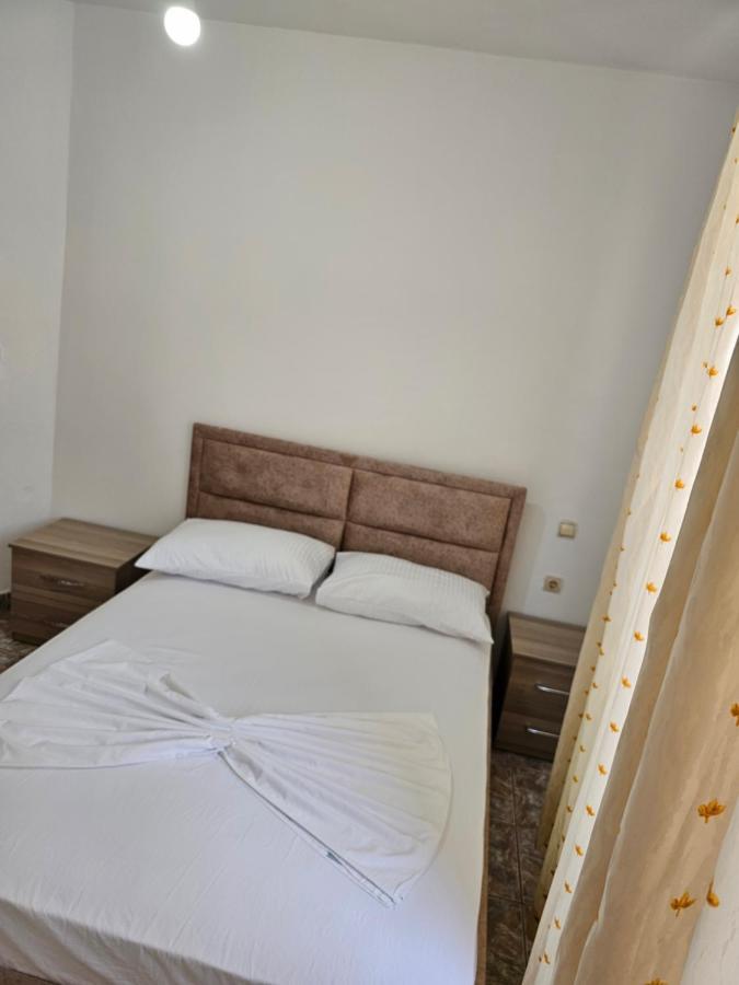 Alex Apartments Саранде Екстериор снимка